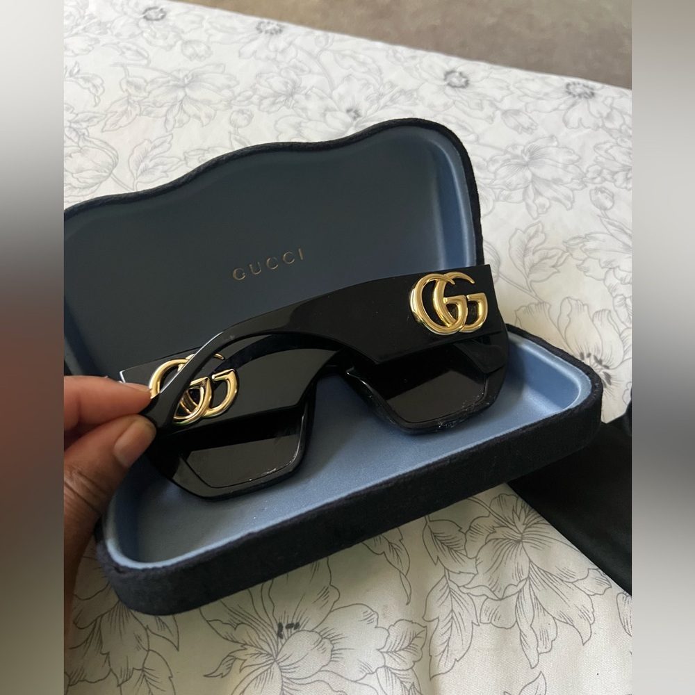Gucci sunglasses